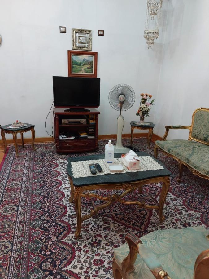 Appartement 1 Bedroom In The Heart Of , Just 15 Minutes From The Airport