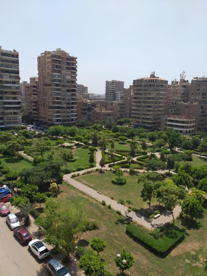 Apartment 1 Bedroom In The Heart Of , Just 15 Minutes From The Airport *